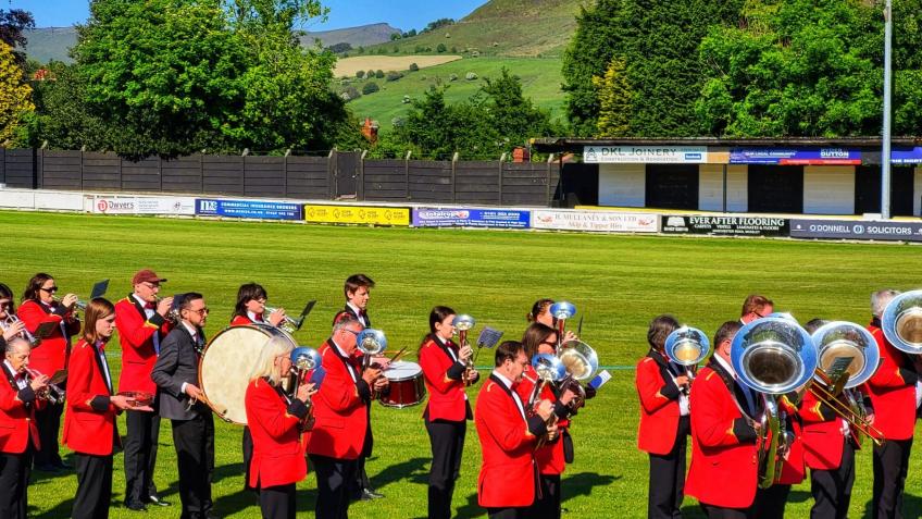 Ground to ground walk of non-league clubs
