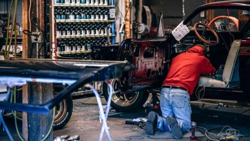 Young's Auto Parts
