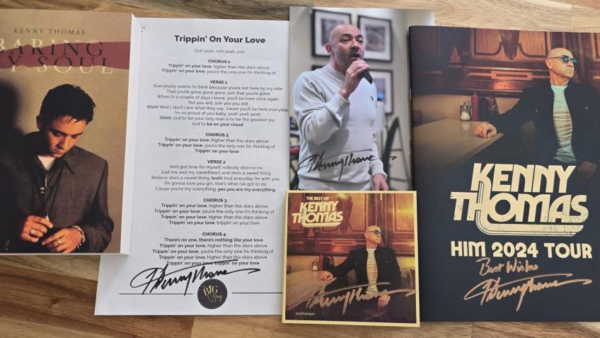 Kenny Thomas signed prizes