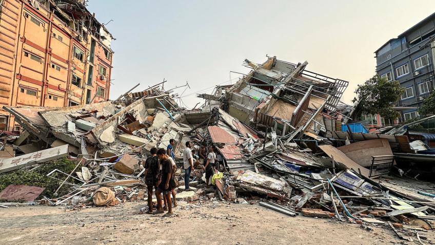 Raise for the victims of the Myanmar Earthquake