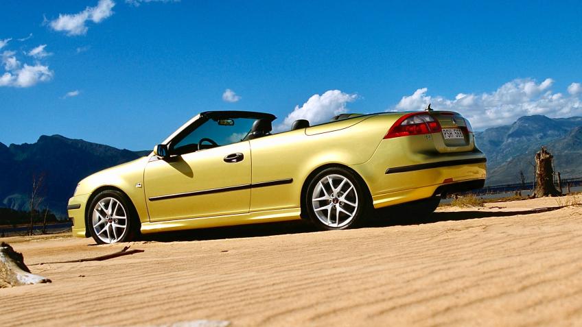 SAAB book feature car