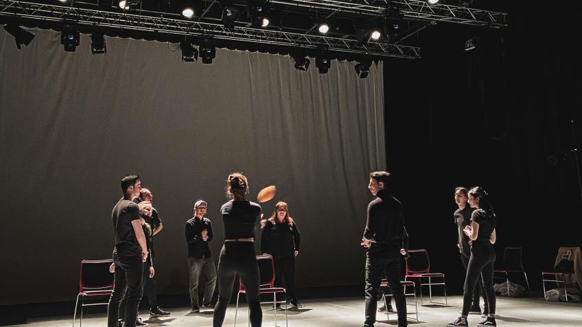 Theatre shows for disadvantaged people in Britain