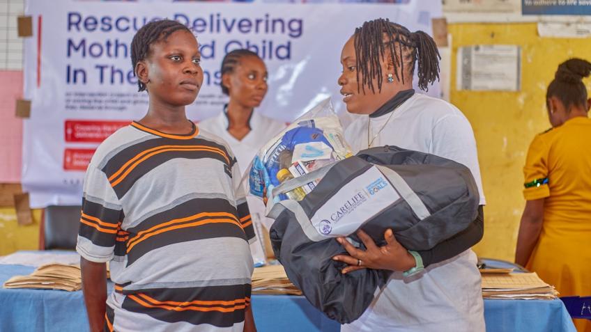 Rescue 5000 Pregnant Mothers and Children in Slums