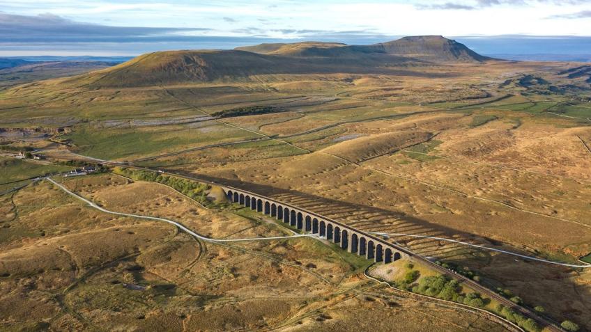 Marine attempts MUFG Yorkshire 3 Peaks challenge