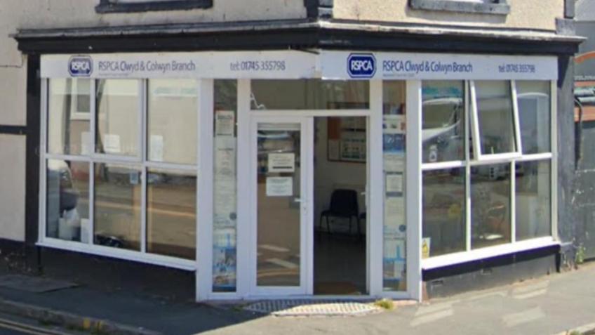 Rhyl Veterinary clinic in Financial Crisis
