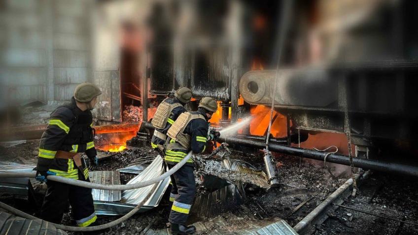 Support firefighters / rescue workers in Ukraine