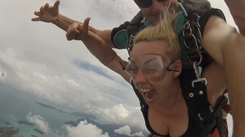 Skydiving 13,000 feet for Farleigh’s Hospice