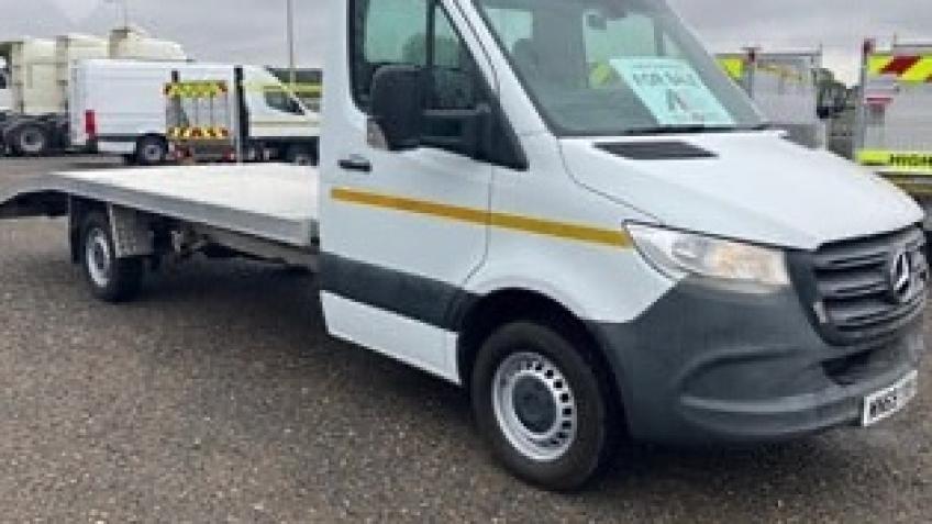 Recovery van business
