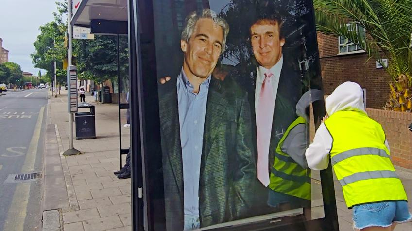 Put this photo everywhere for Trump's UK visit
