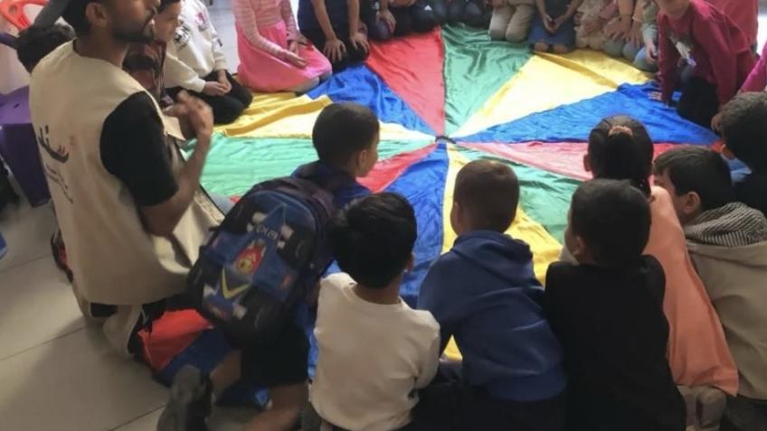 Help us run an activity morning for Palestinians