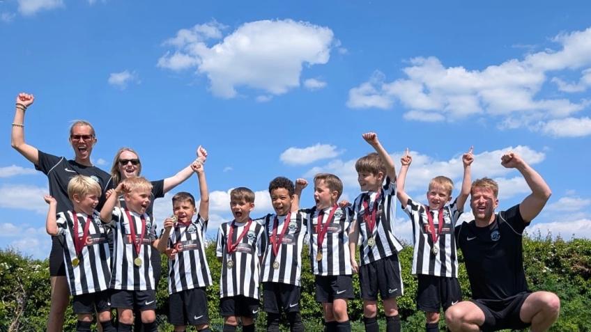 Oundle Town FC U8’s Sponsored Bike Ride