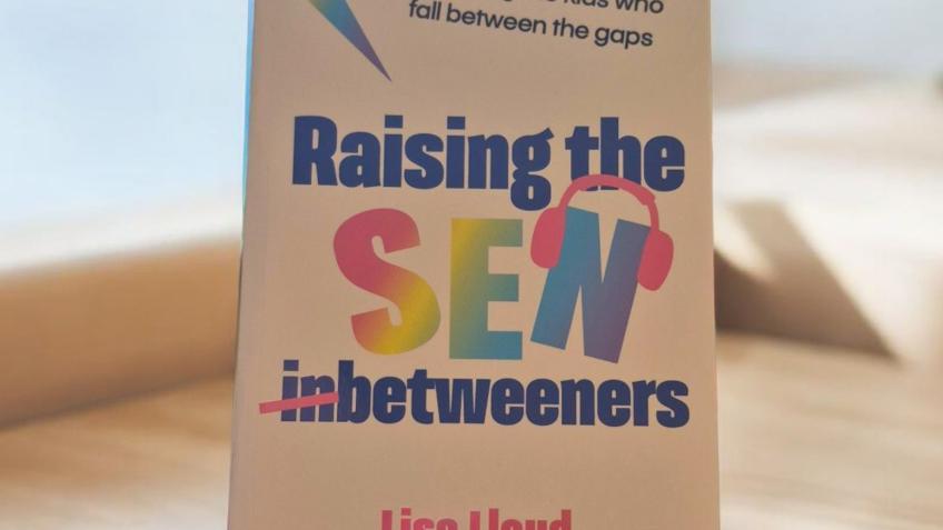 WIN signed copy of Raising Sen Betweeners book