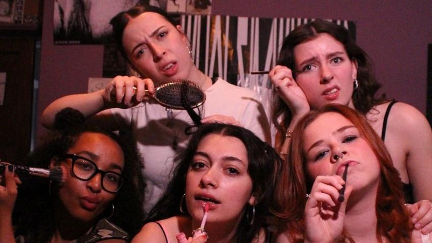 Bring Wannabes to Edinburgh Fringe!
