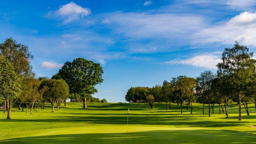 Help Waterlooville Golf Club Go Solar