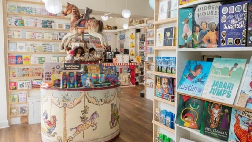 Help Us Save Moon Lane Ink CIC!
