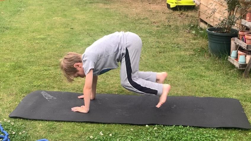 Edward’s barefoot push up / burpee Challenge RDA