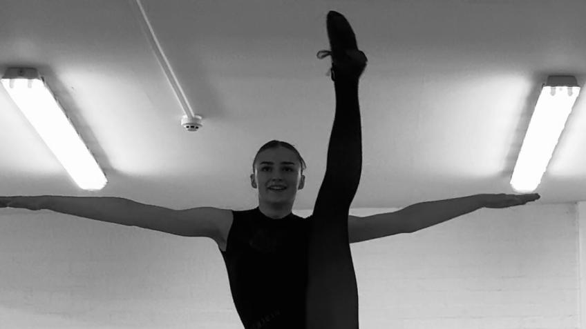 Help Zoriana, Ukrainian Refugee, Achieve Her Dream