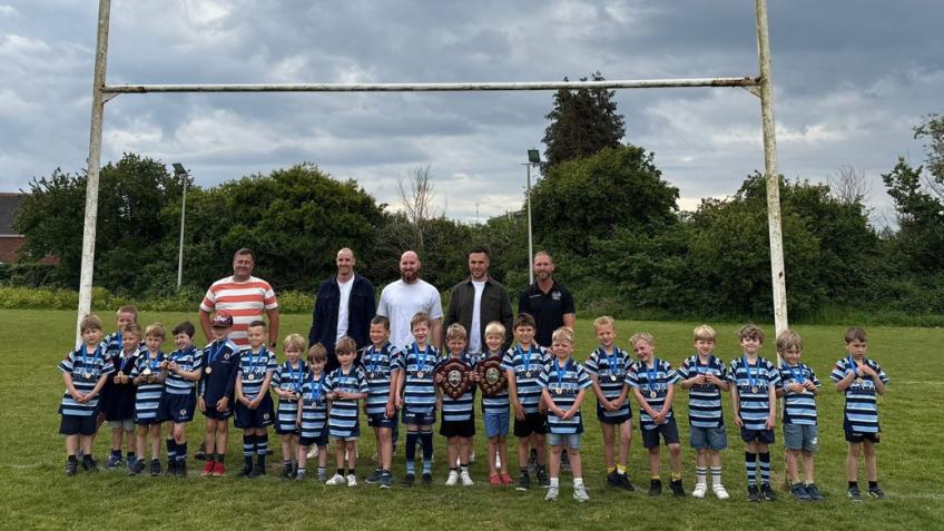 Topsham RFC U6s fundraiser for the clubhouse