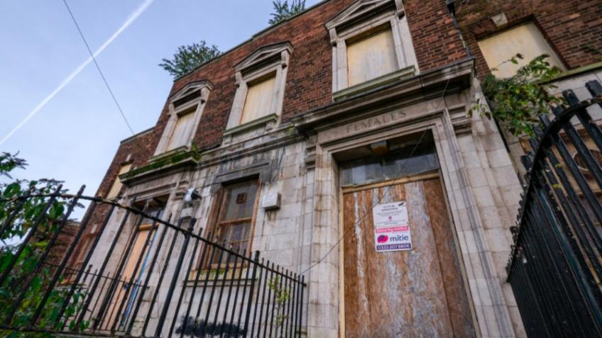 Restore Levenshulme Baths