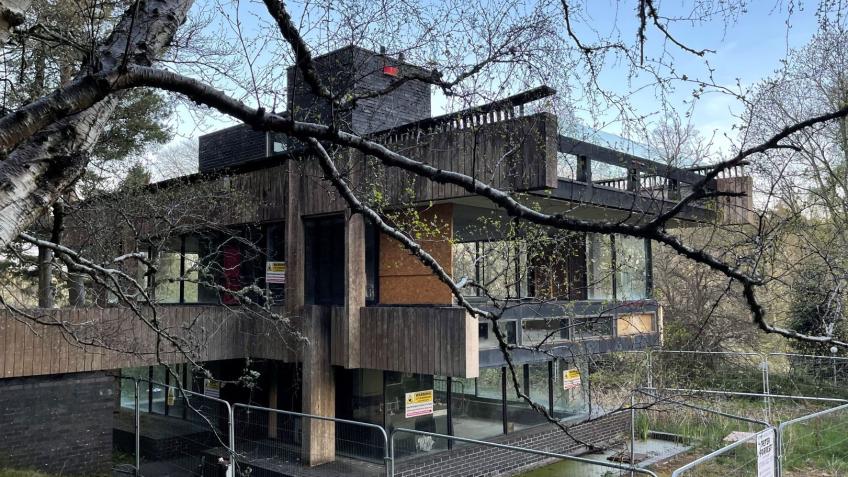 Saving Peter Womersley's Bernat Klein Studio