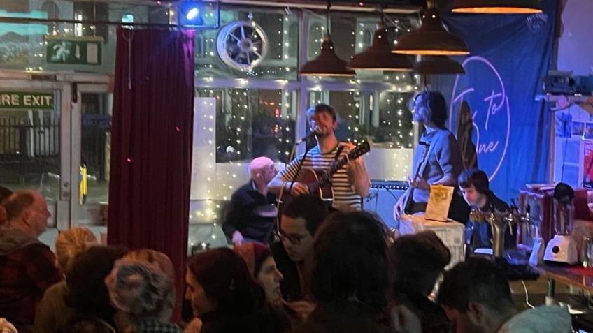 Keep Live Music ALIVE at Ten to One
