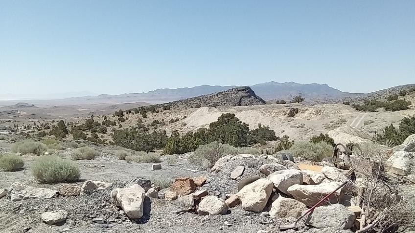 Recreation shelter at fossil site