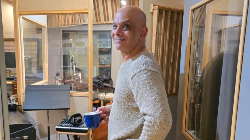 My heart to your ears be a part of my new album.