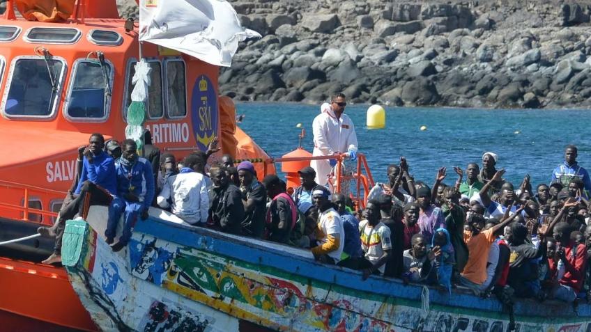 Rescue Migrants in distress at Mediterranean Sea - a Community ...