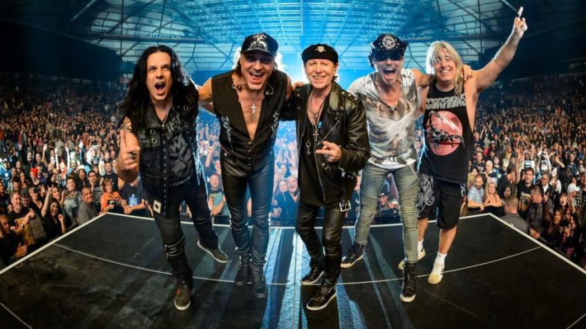 6 X PRIZE BUNDLES FROM ROCK LEGENDS SCORPIONS