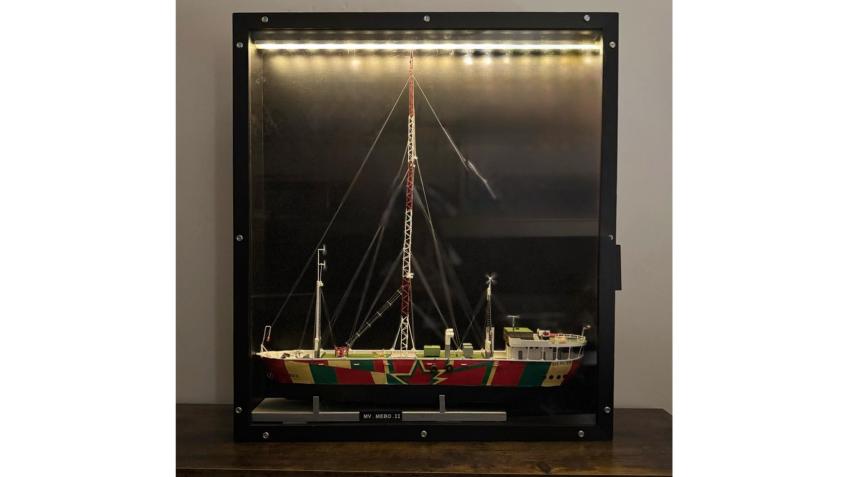 RNI PIRATE RADIO SHIP MEBO ll IN DISPLAY CASE