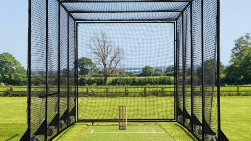 Training Mobile cricket cage