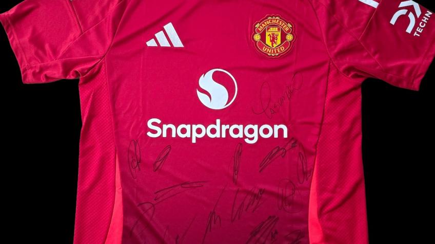 Charity Prize Draw of Man United Signed Shirt