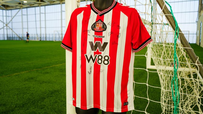 Win a Signed Sunderland AFC Shirt