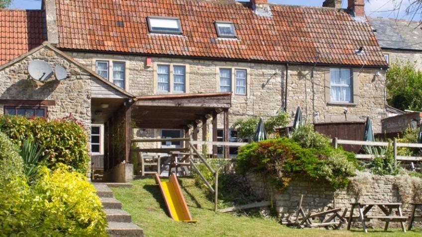 The Apple Tree Inn, Shoscombe, Bath community pub