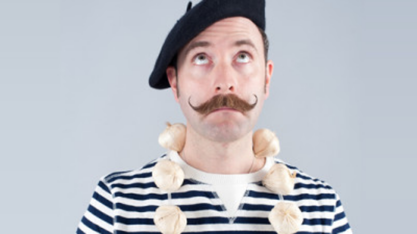 Help me to speak french and be with my girlfriend