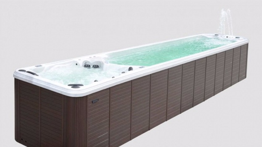 The Biggest Hot Tub In The World