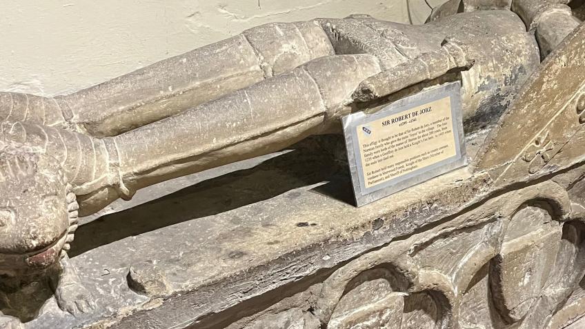 Sheriff Robert de Jorz plaque and lectern