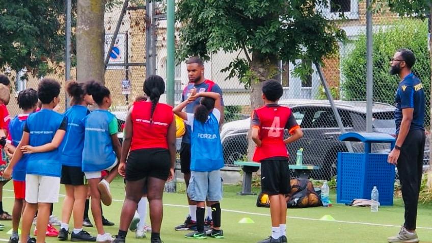 Keep it up - Papa's Football Club!