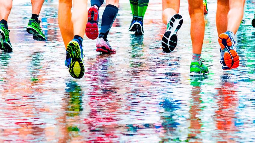 Running from Glasgow to Edinburgh 57 miles