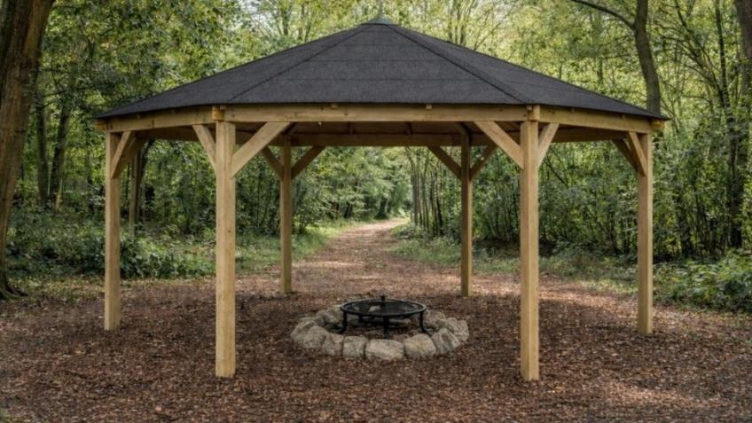 Forest school winter shelter project