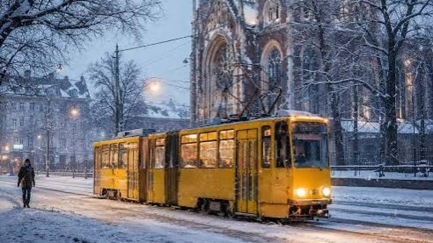 A warmer Ukraine winter for artists