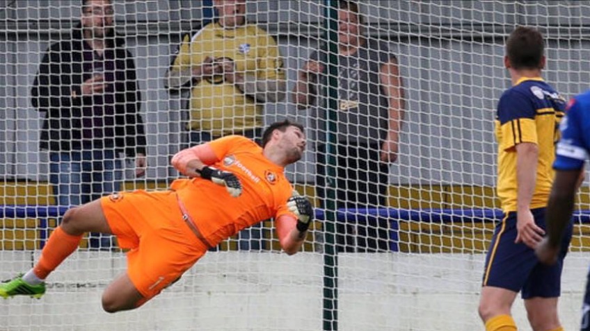 Support for Mark Scott Slough Town FC Keeper