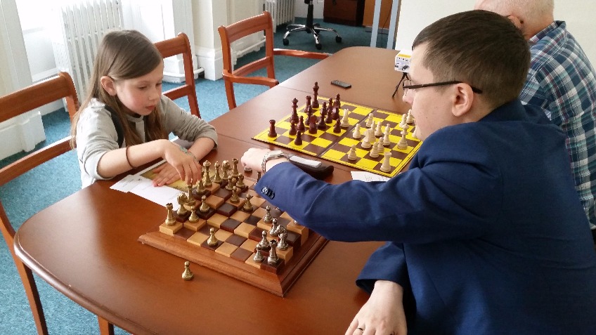 Supporting young 'CHESS LIFE CLUB'