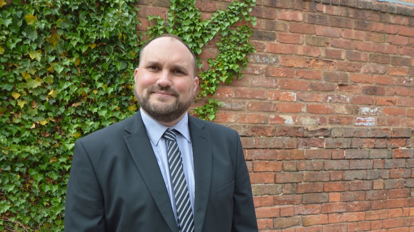Neal needs your help to become MP for Redditch
