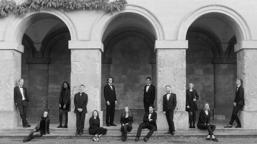 Get the Oxford Gargoyles to the Edinburgh Fringe