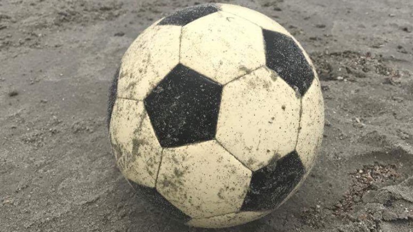 AROUND THE WORLD IN 80 GAMES