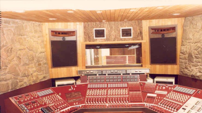 Strawberry Studios rebuild the control room