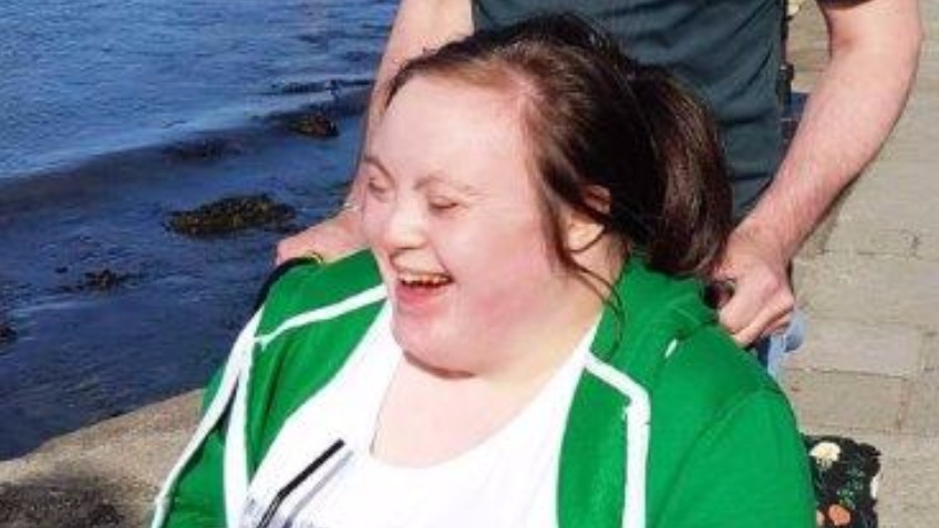 Can you help Alicia enjoy the great outdoors?