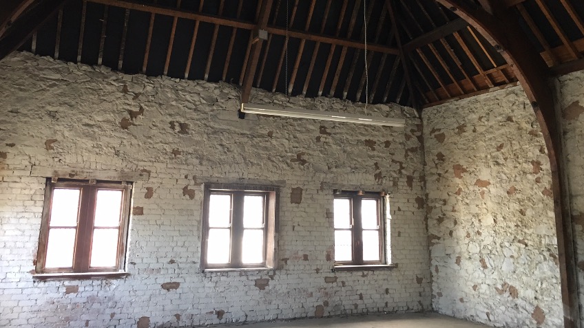 Banc Ni (A building for our community)
