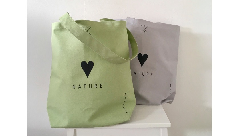 Love Nature Tote Bags To Help Greenfingers Charity